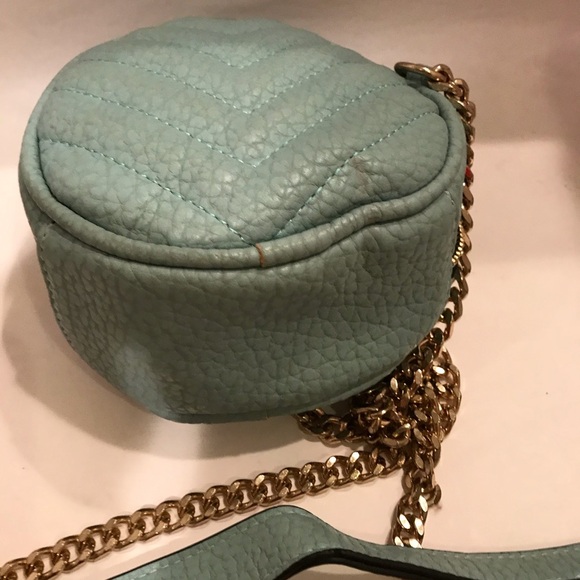 COPY - Crossbody Bag - Picture 5 of 8